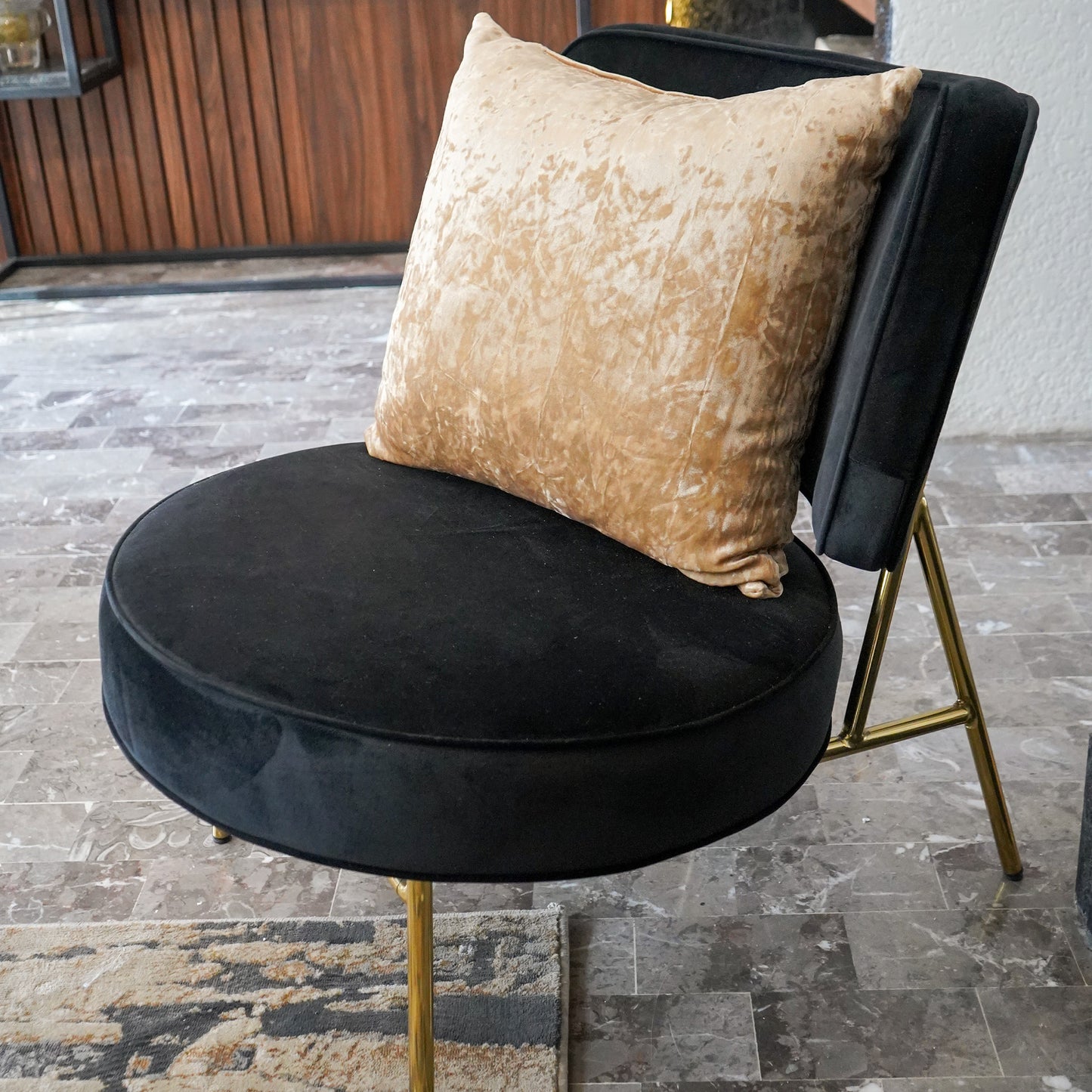 Silla de Terciopelo Negro